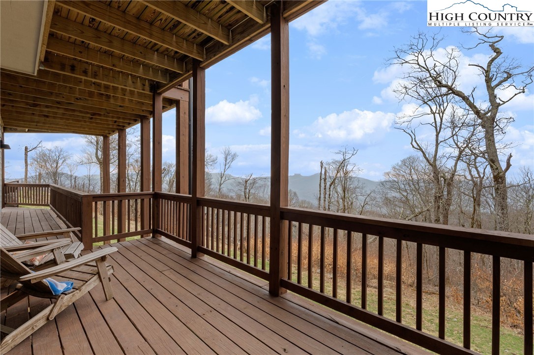 94 Silver Fox Ridge