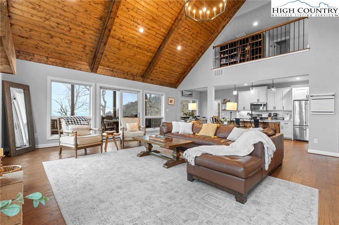 94 Silver Fox Ridge