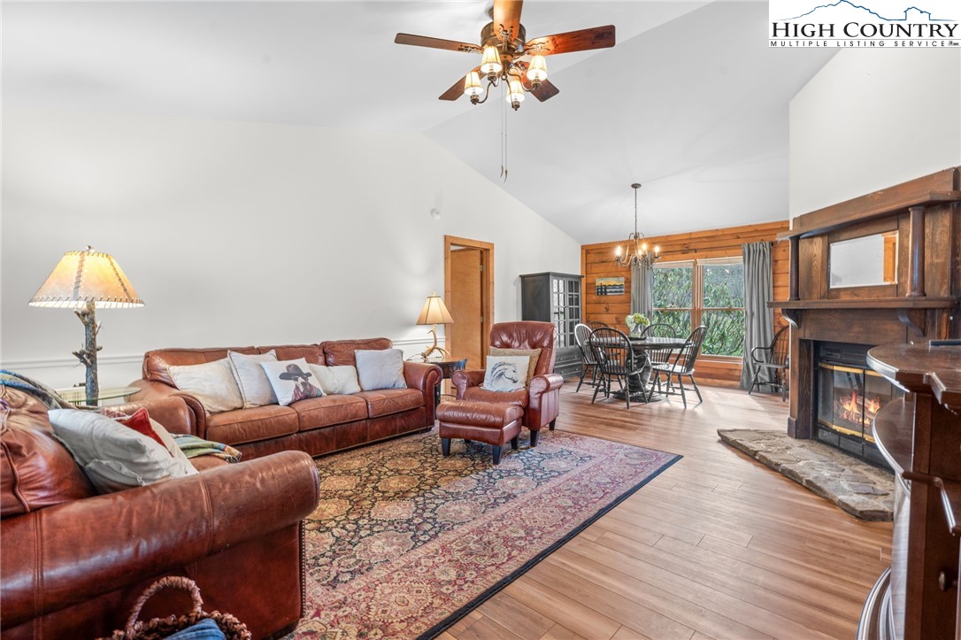 350 Eureka Hills Circle