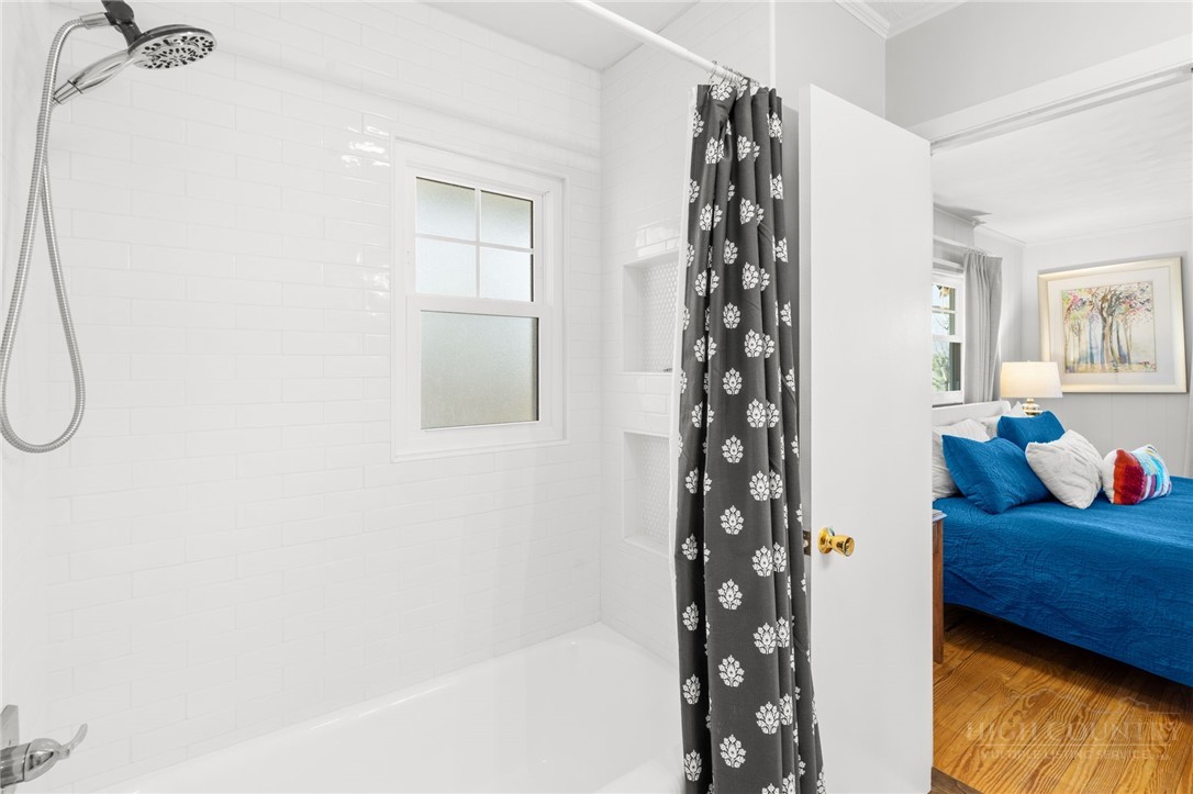 351 Indian Trail