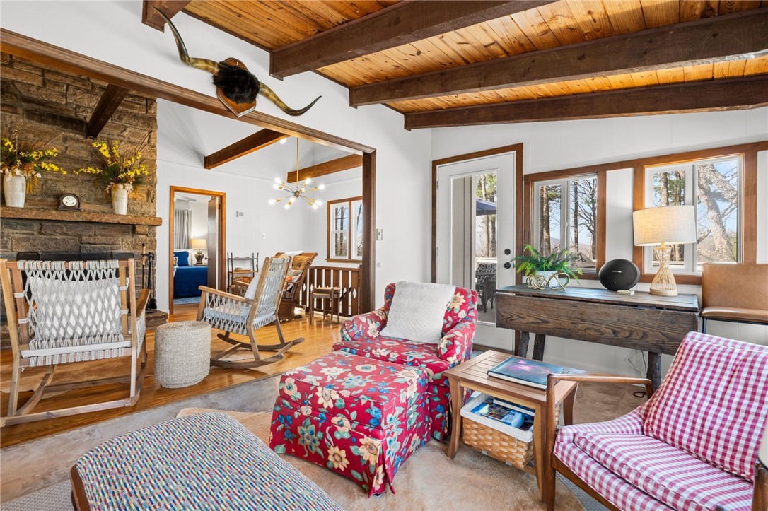 351 Indian Trail
