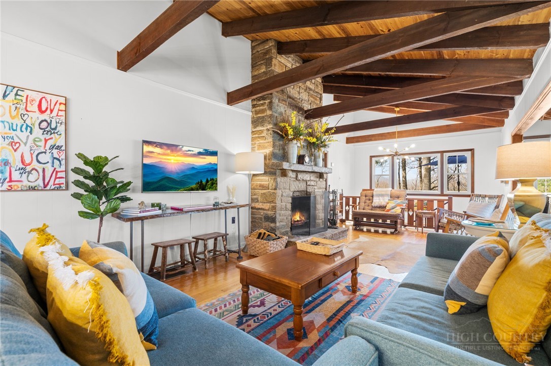 351 Indian Trail