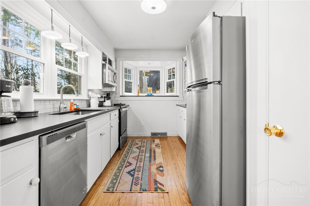 351 Indian Trail