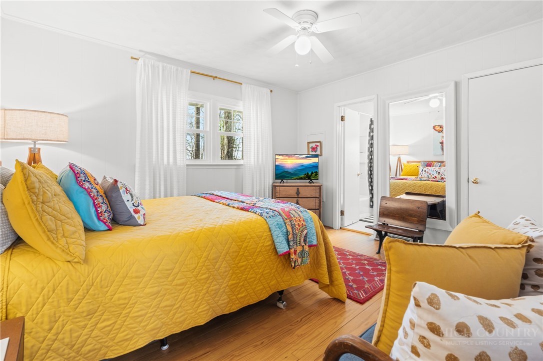 351 Indian Trail