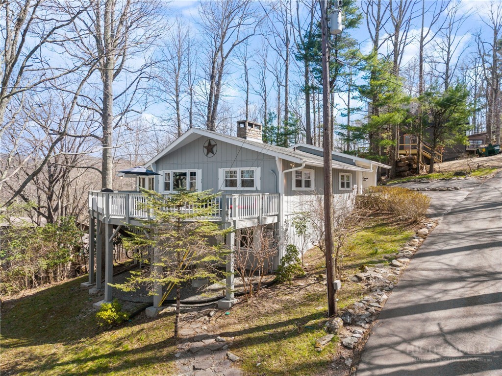 351 Indian Trail