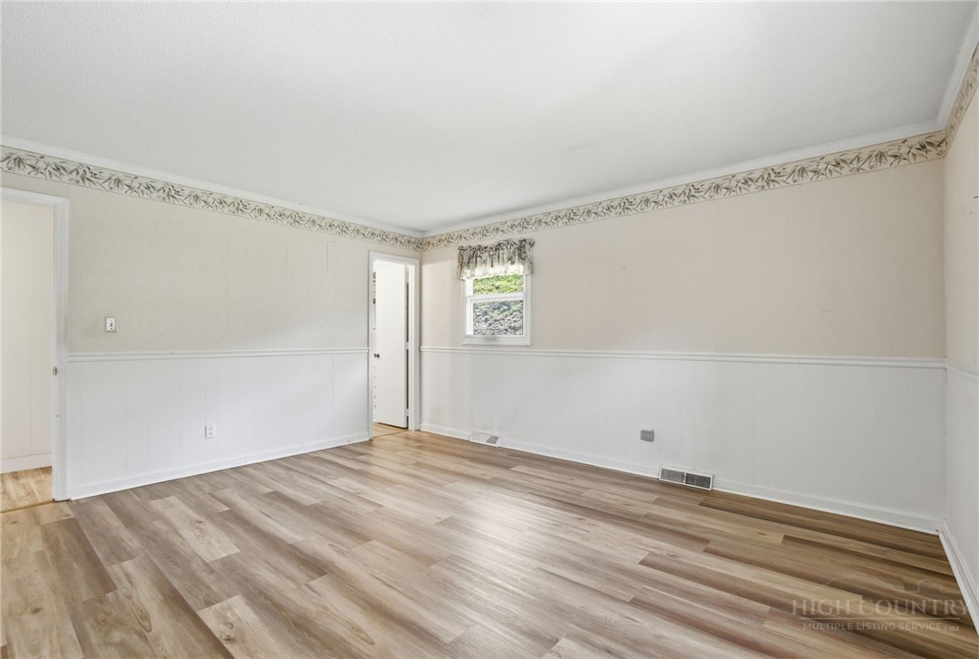 163 Hidden Valley Circle