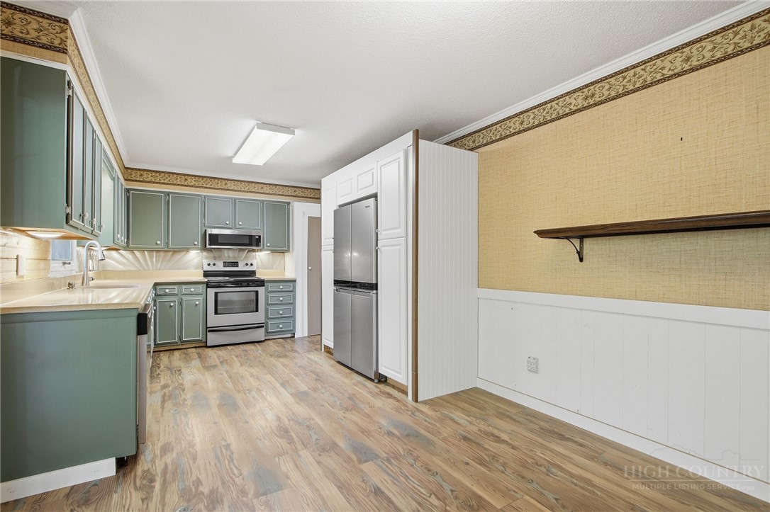 163 Hidden Valley Circle