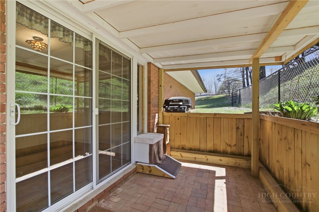 163 Hidden Valley Circle