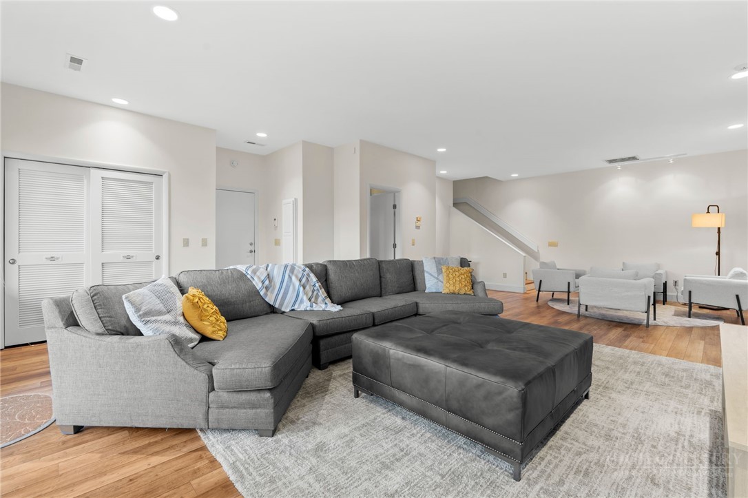 248 Hillcrest Lane