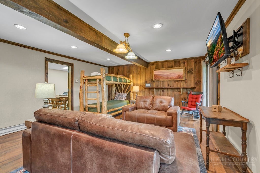 192 Wild Daisy Lane