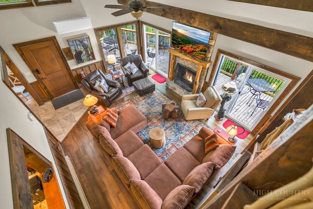 192 Wild Daisy Lane
