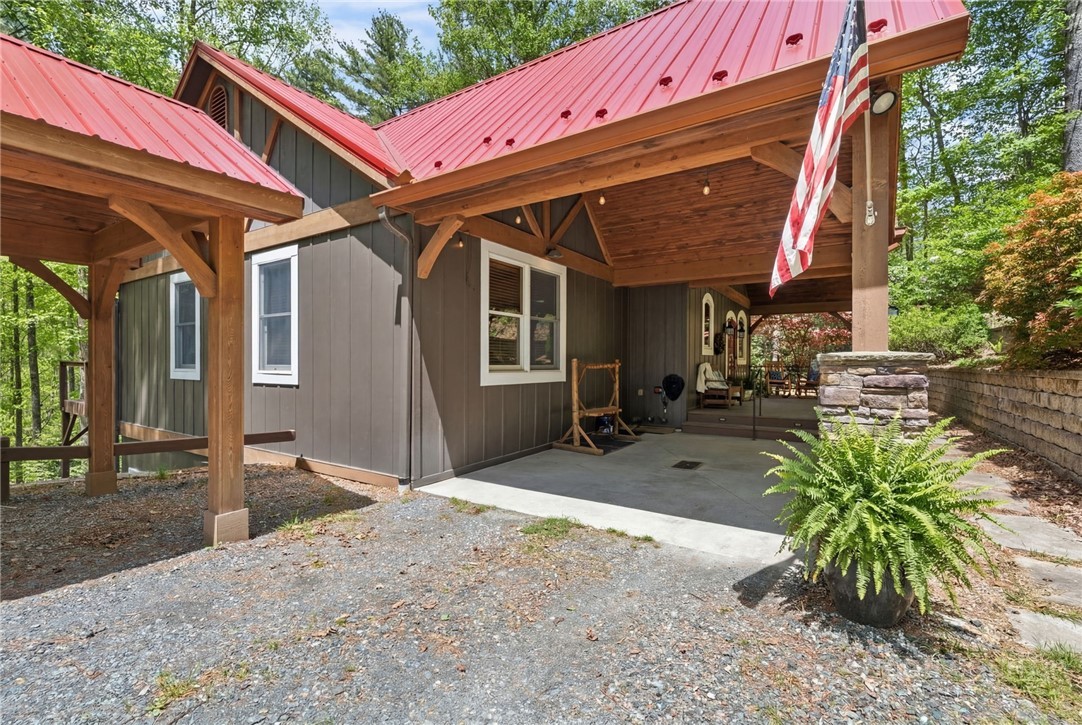 506 Crystal Mountain Road
