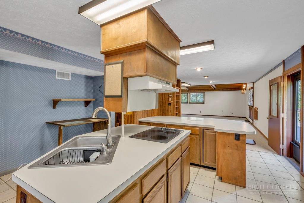 1065 Ravens Ridge Circle