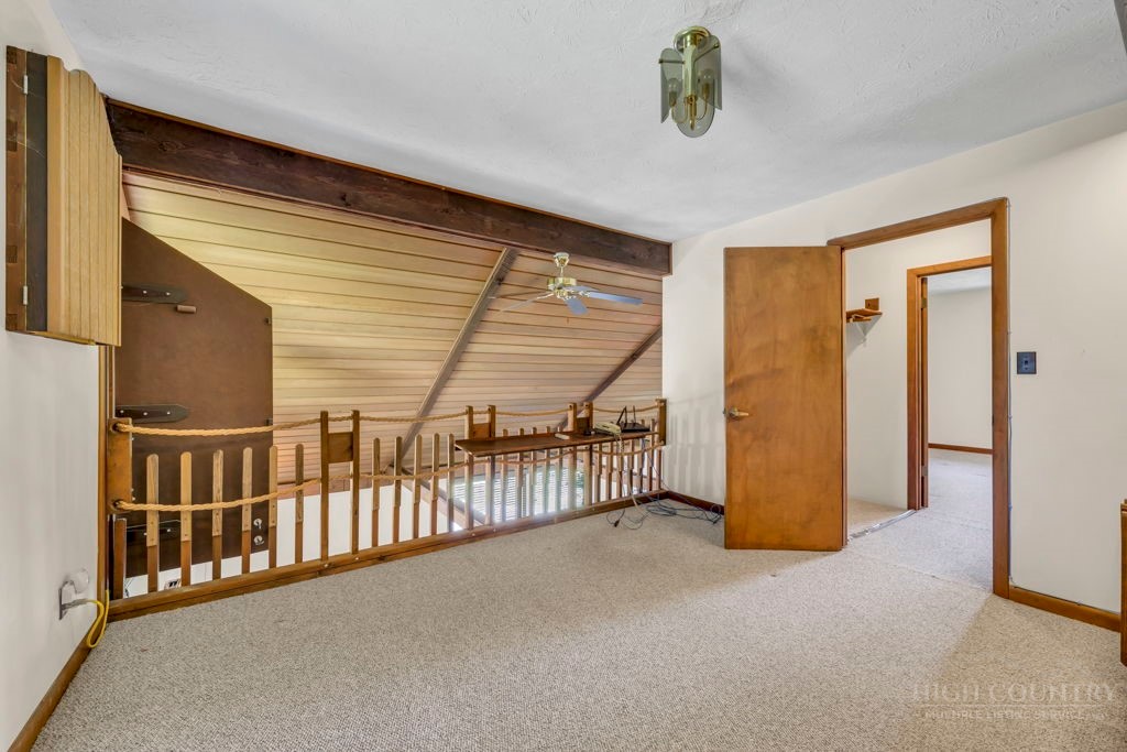 1065 Ravens Ridge Circle