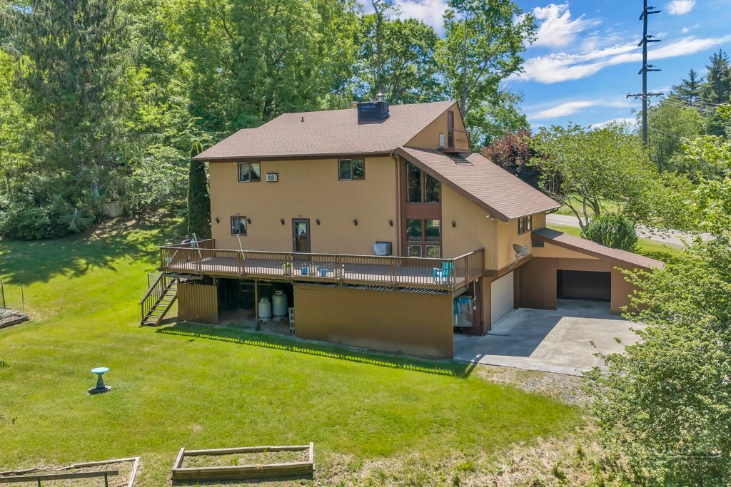 1065 Ravens Ridge Circle