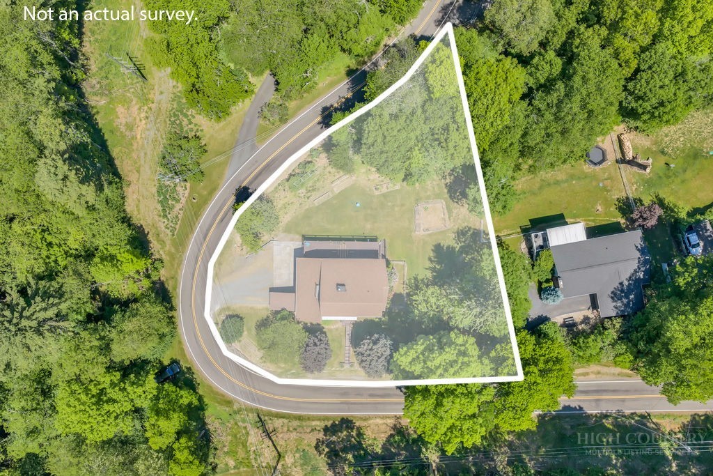 1065 Ravens Ridge Circle