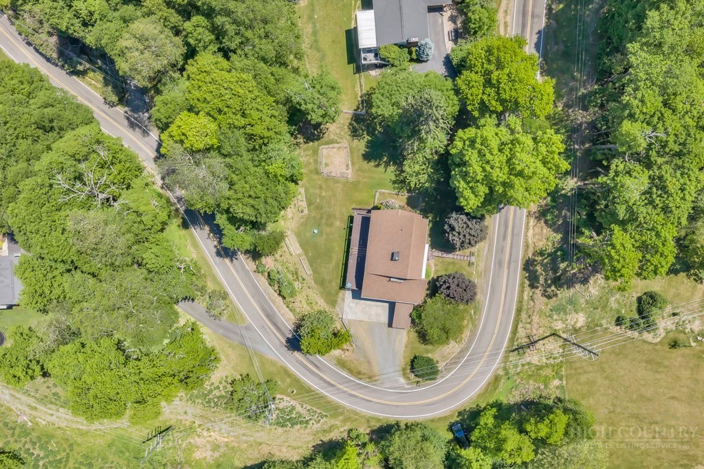 1065 Ravens Ridge Circle