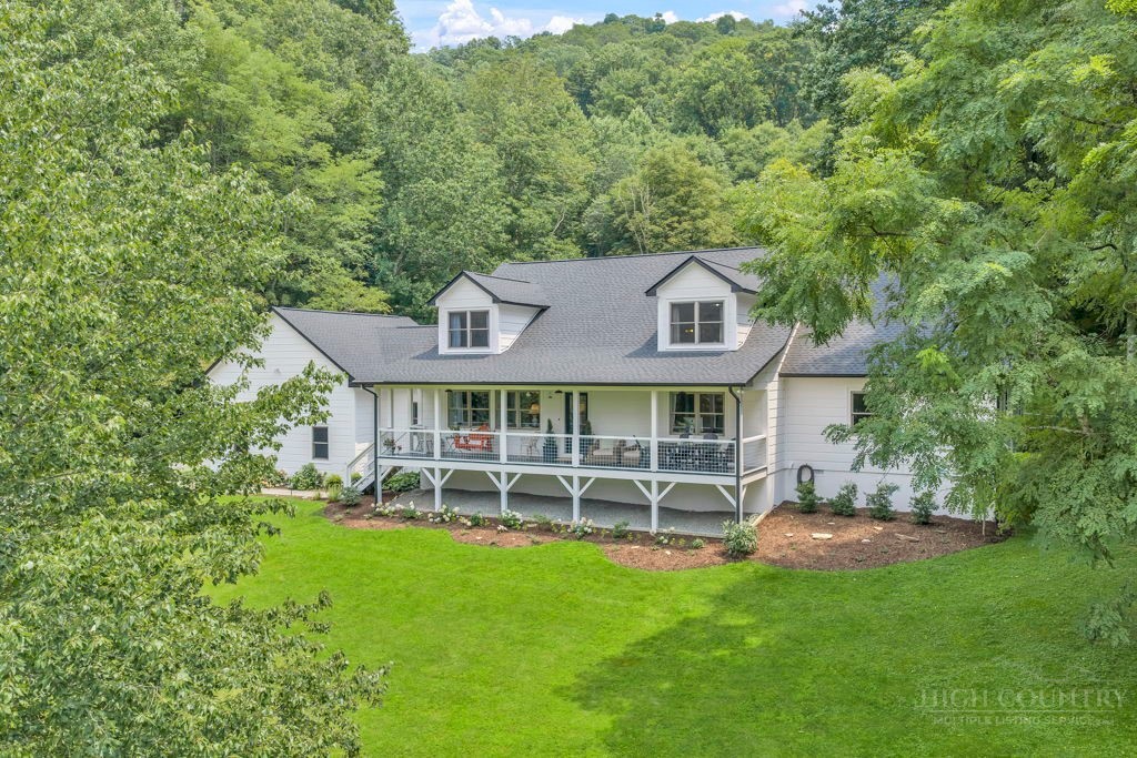 165 Leighway Lane