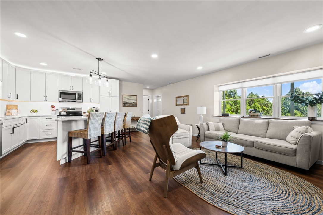 784 Alpine Drive