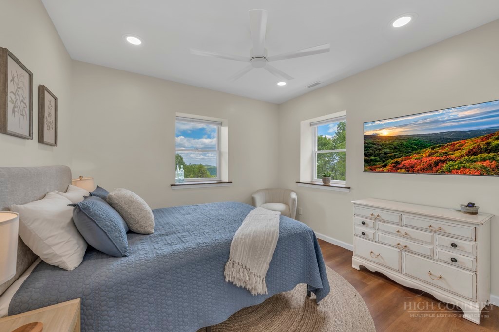 784 Alpine Drive