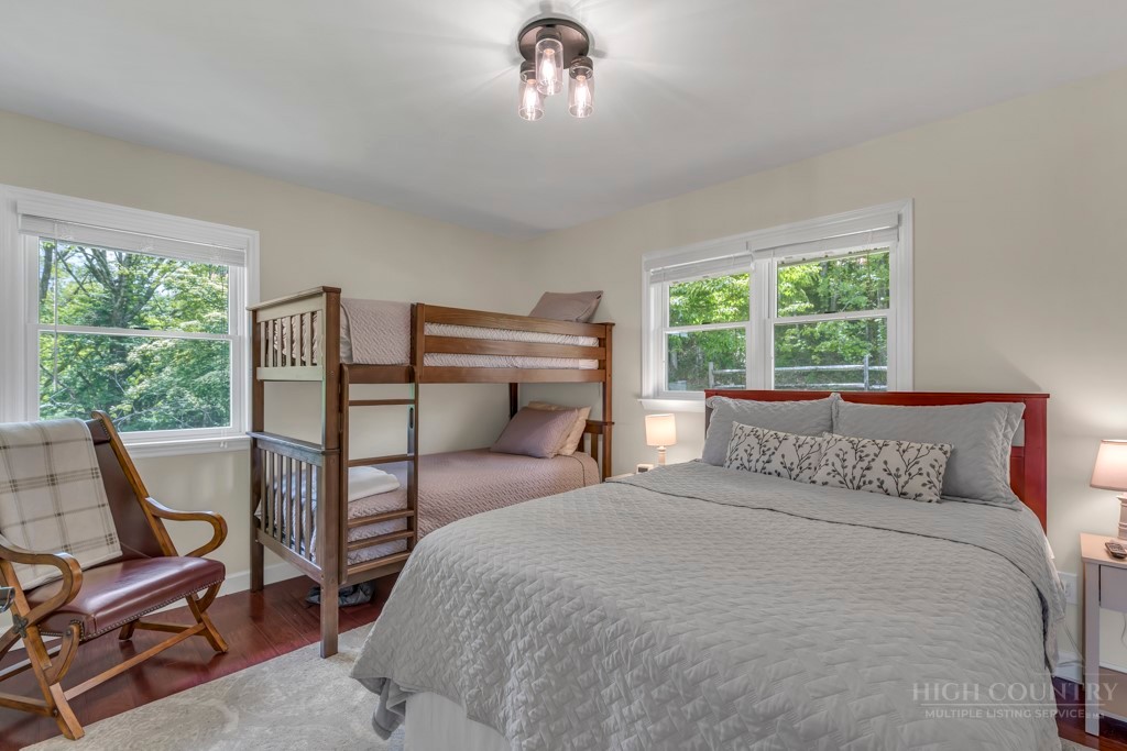 784 Alpine Drive