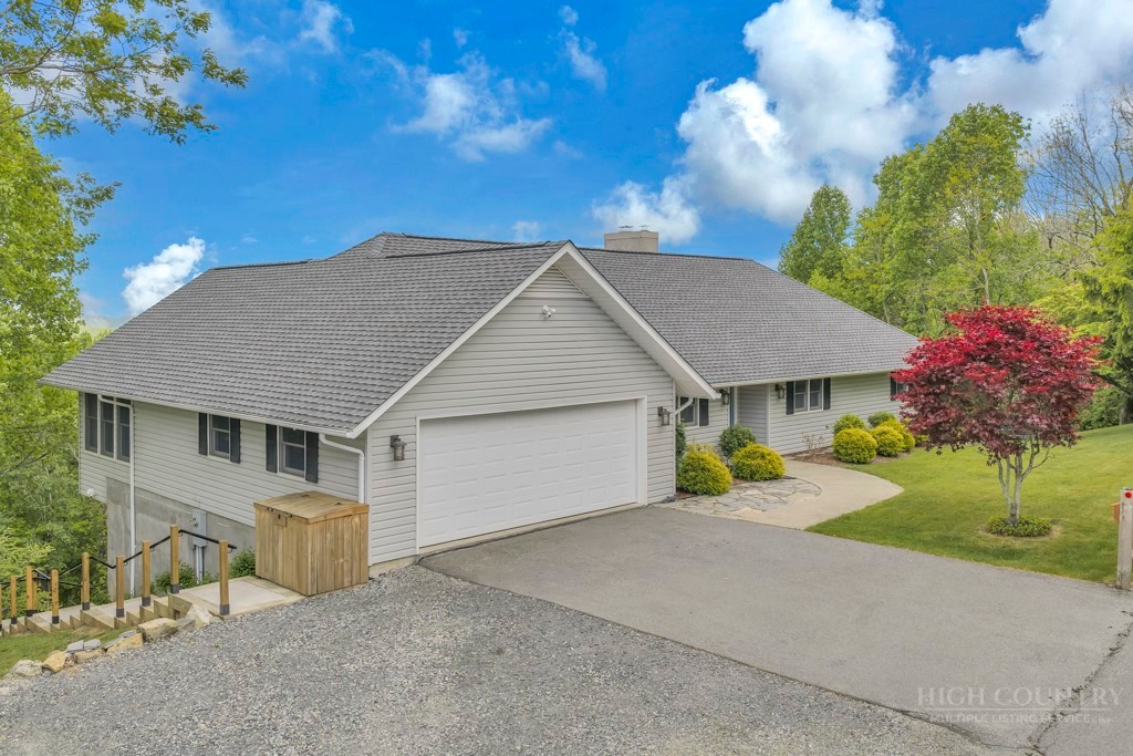 784 Alpine Drive