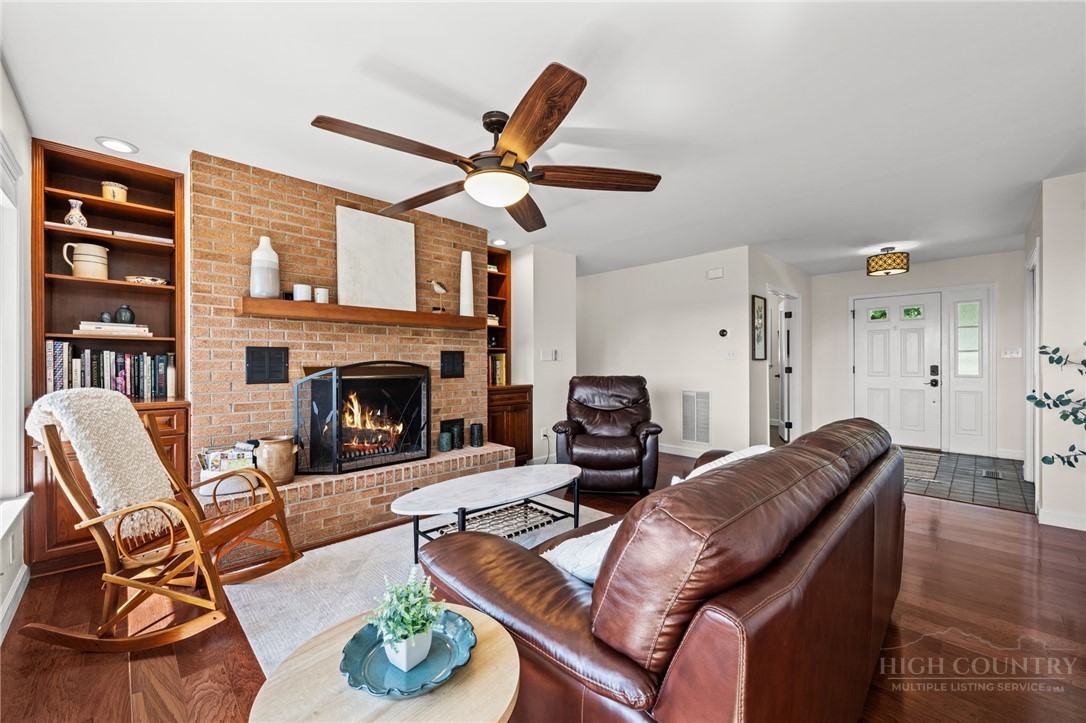 784 Alpine Drive