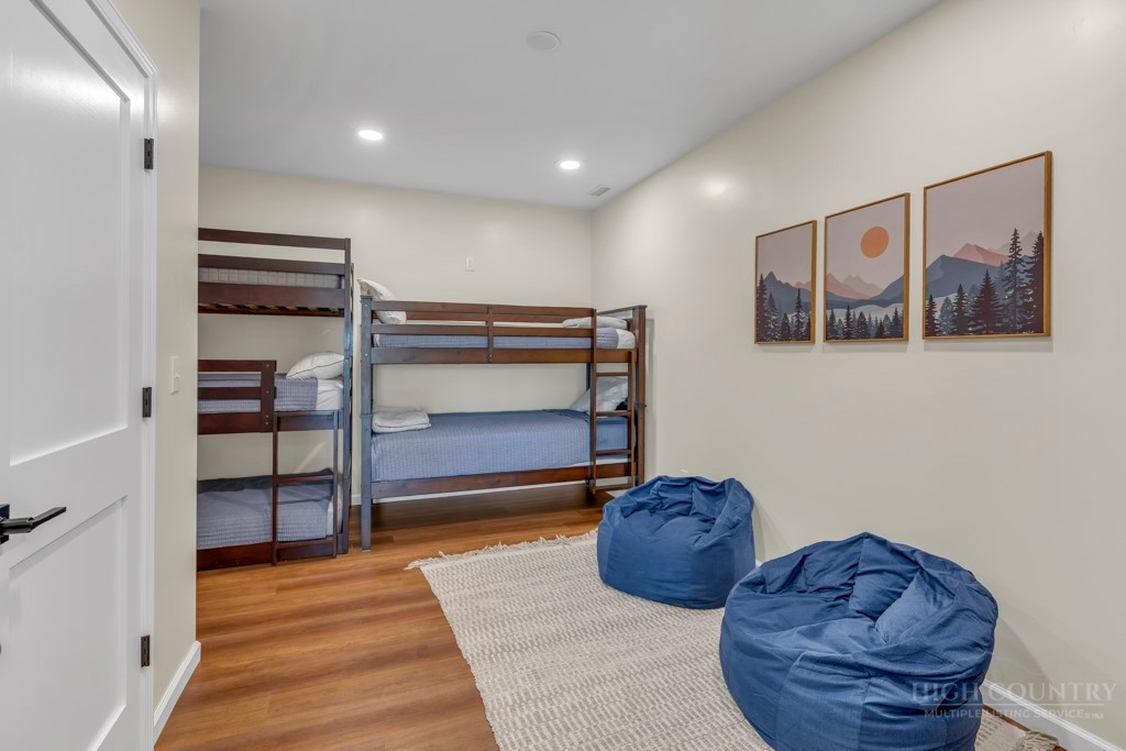 784 Alpine Drive