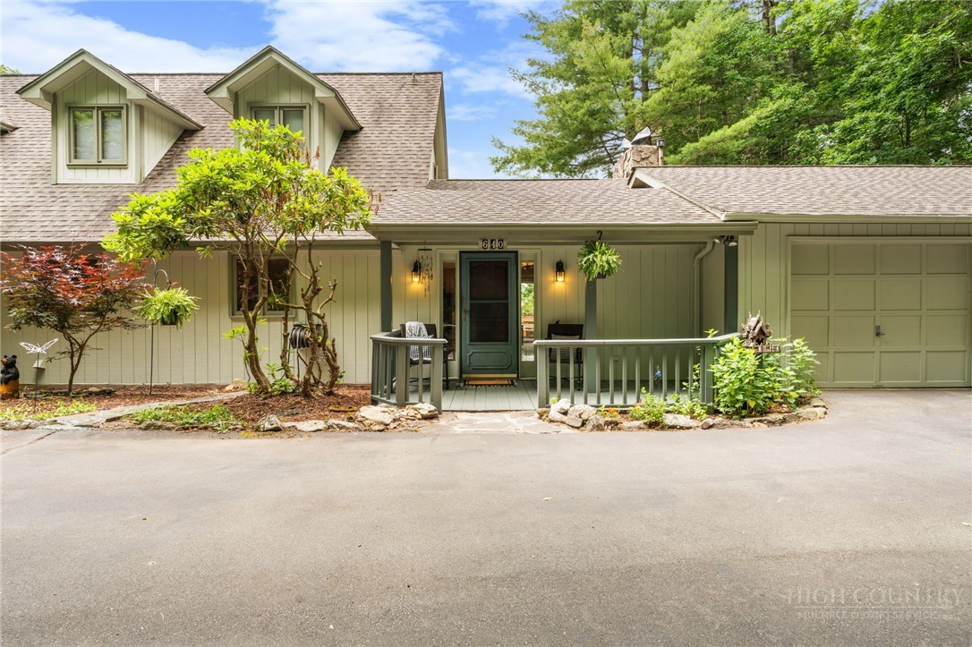 640 Knollwood Drive