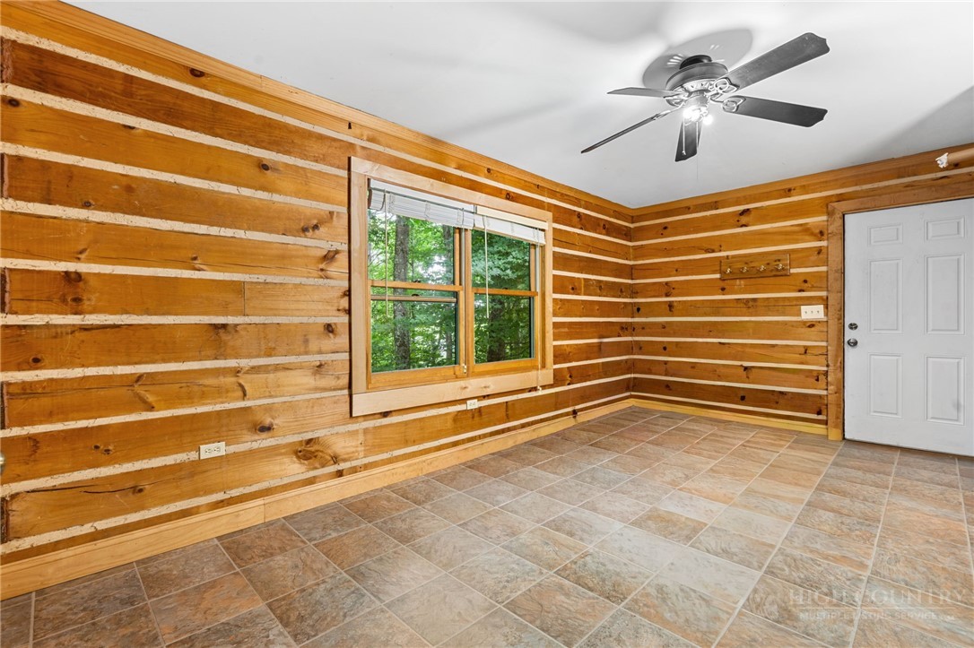 633 Wilson Lane