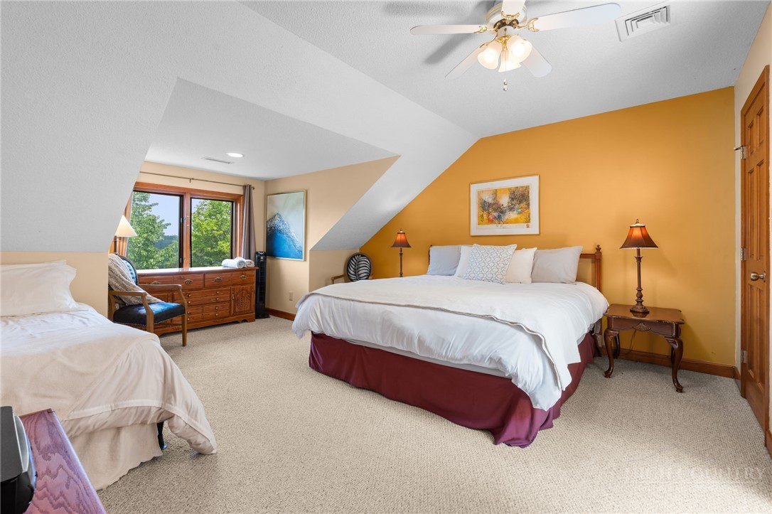 218 Slope View Road 22