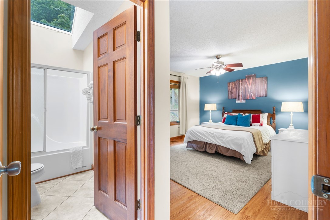 218 Slope View Road 22