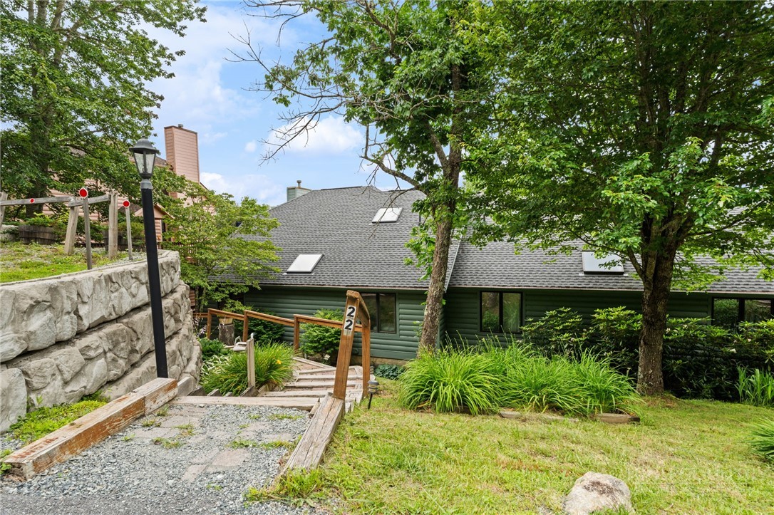 218 Slope View Road 22