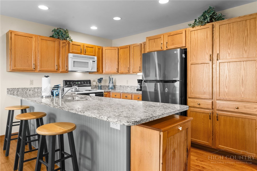 218 Slope View Road 22