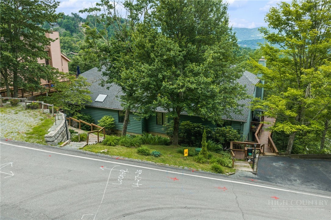 218 Slope View Road 22