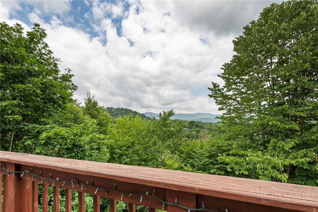 218 Slope View Road 22