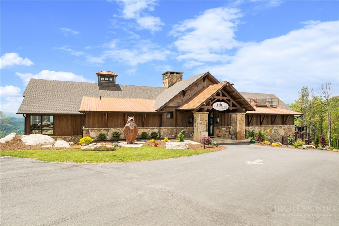 6 Valley Watch Court