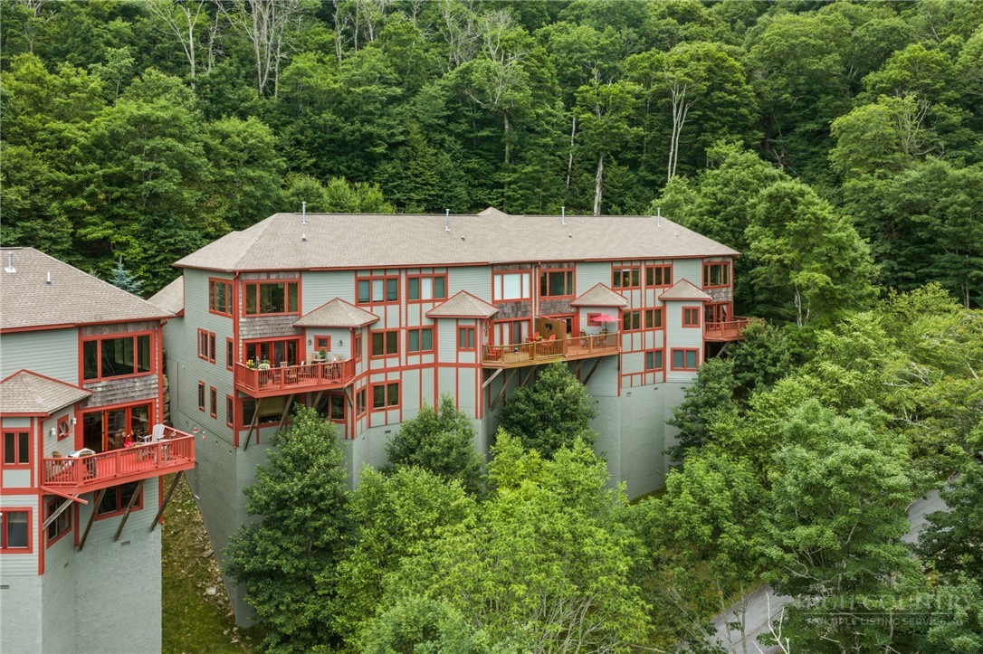 747 Whitetail Trail 2