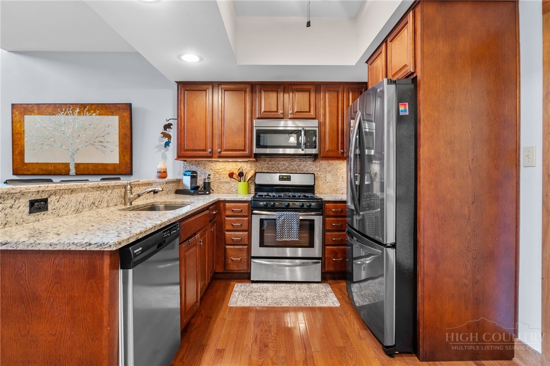 747 Whitetail Trail 2