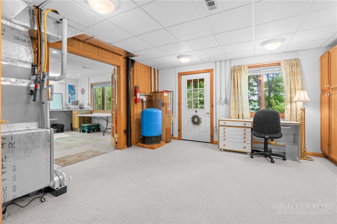221 White Oak Trail