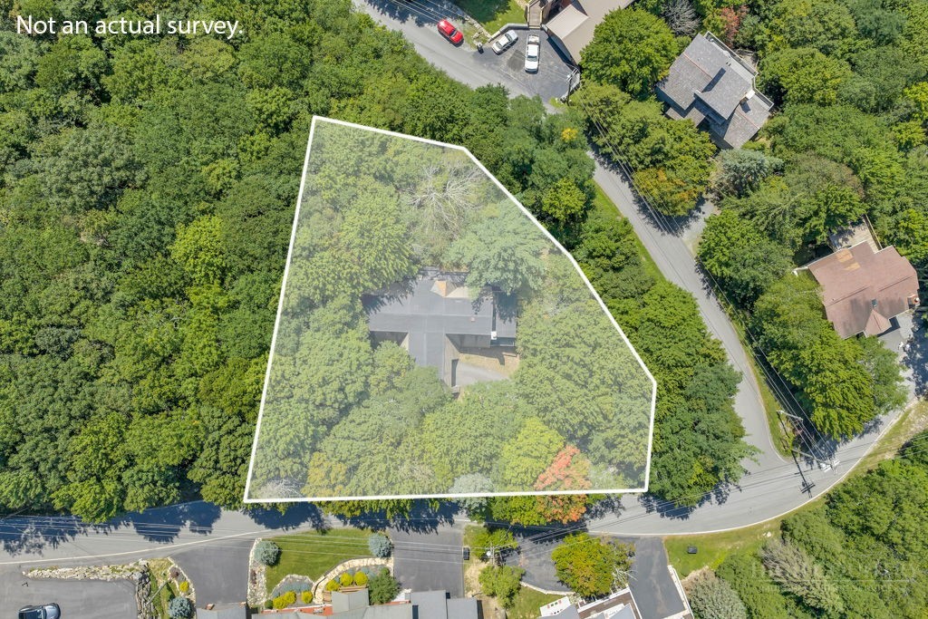 207 Pinnacle Ridge Road