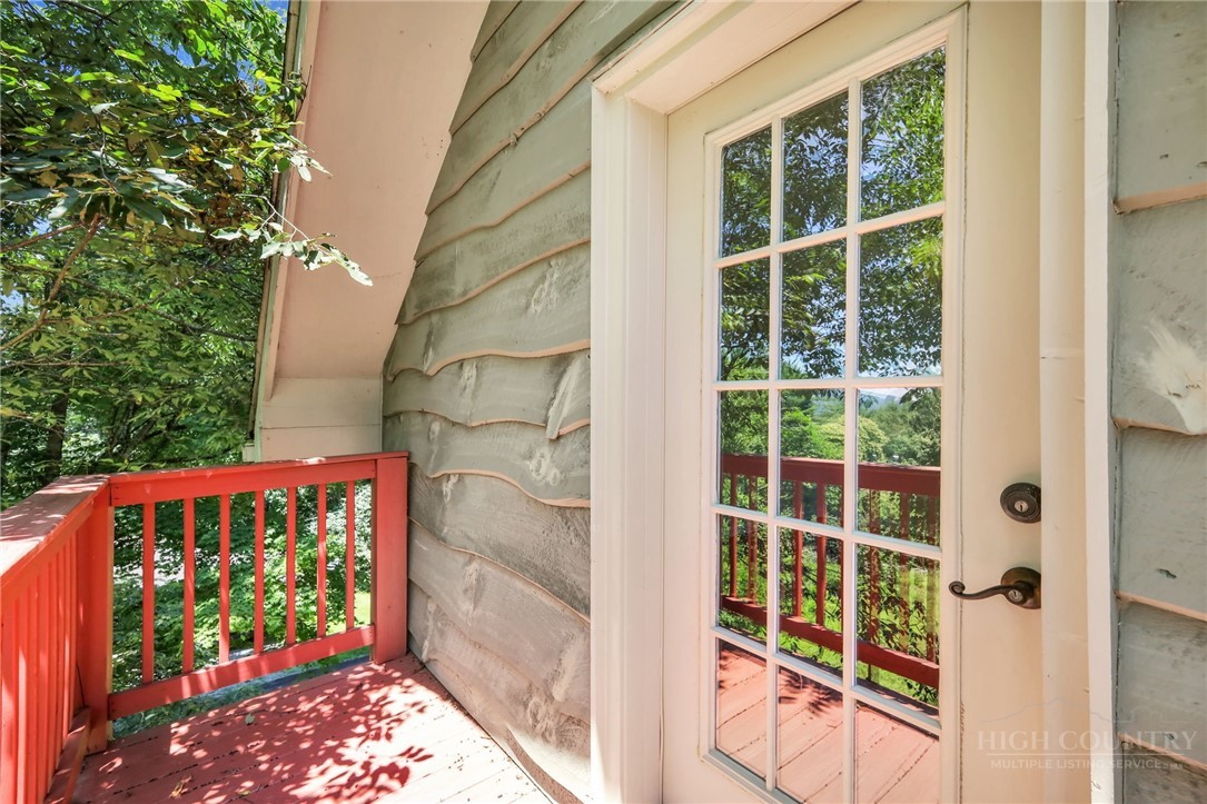 188 Holly Lane