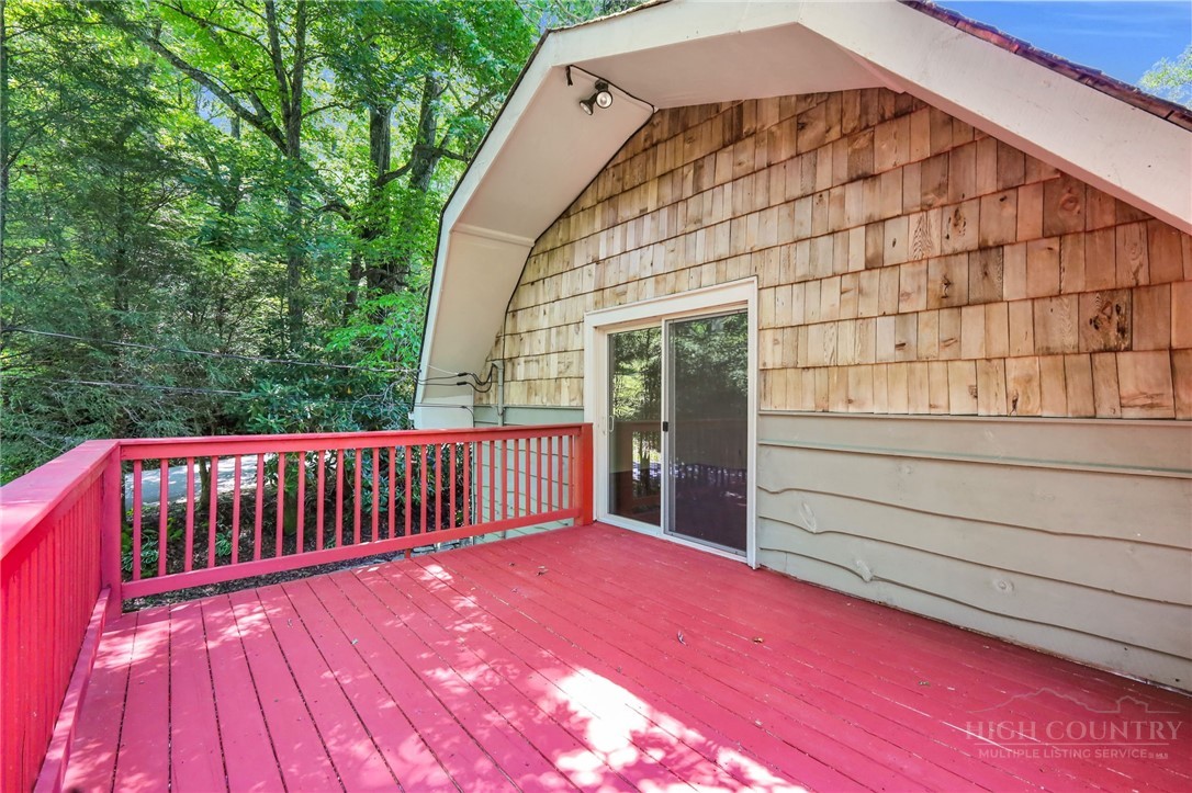 188 Holly Lane