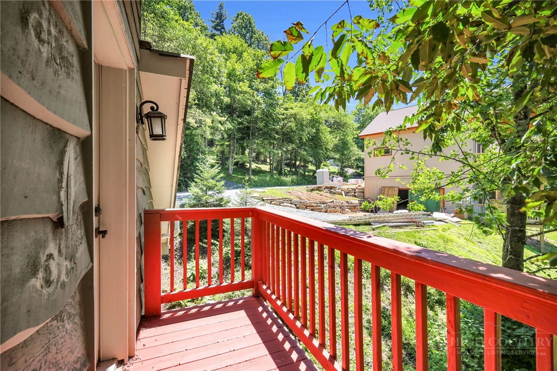 188 Holly Lane