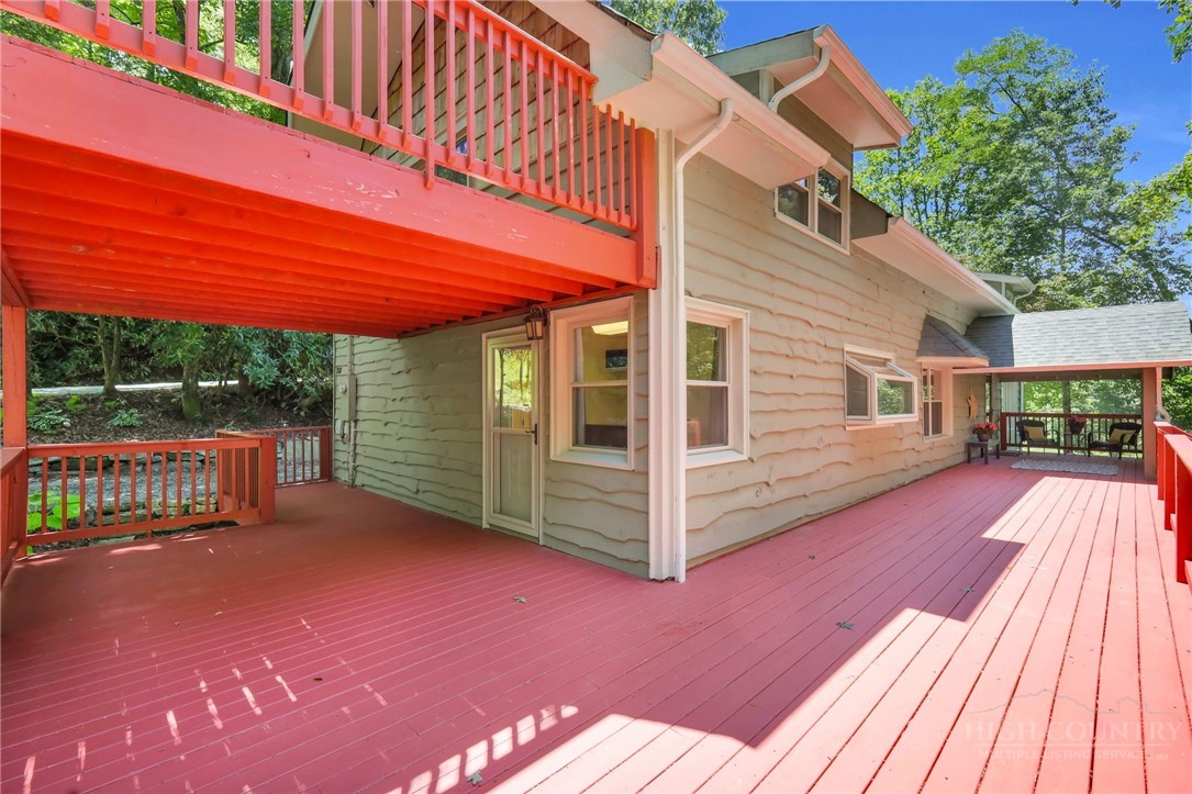 188 Holly Lane