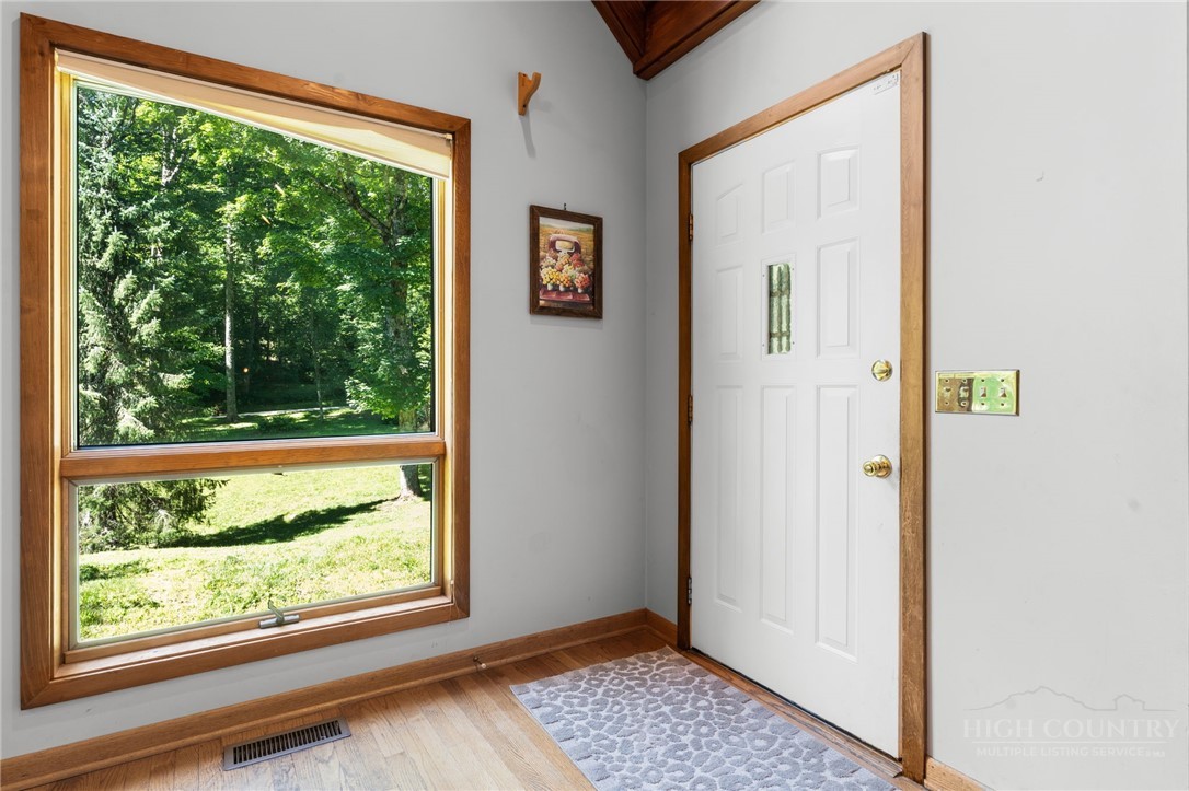 126 Rock Ledge Lane