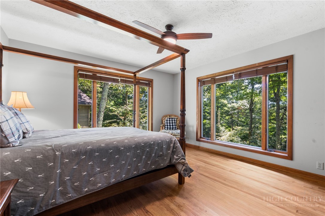 126 Rock Ledge Lane