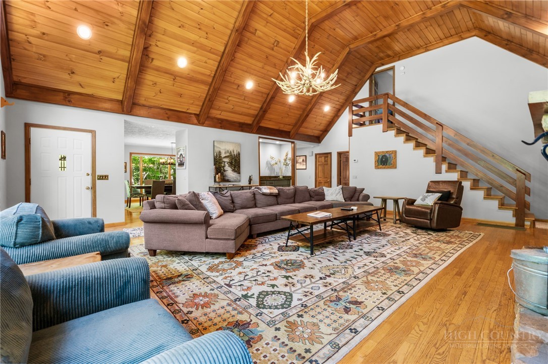 126 Rock Ledge Lane
