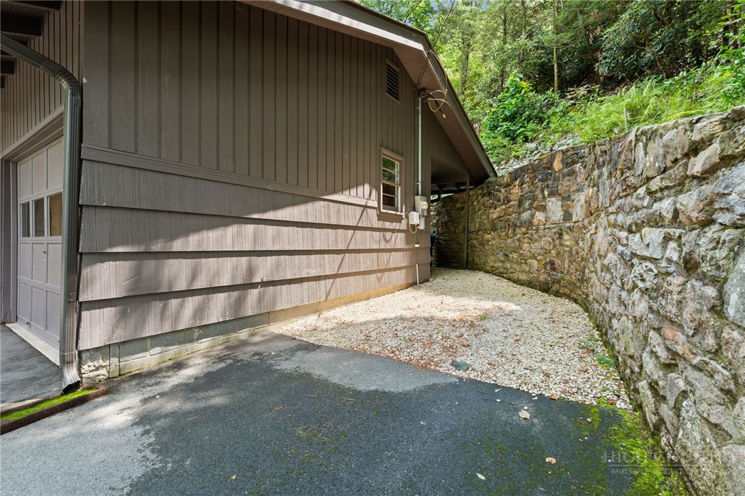 168 Mountain View Drive