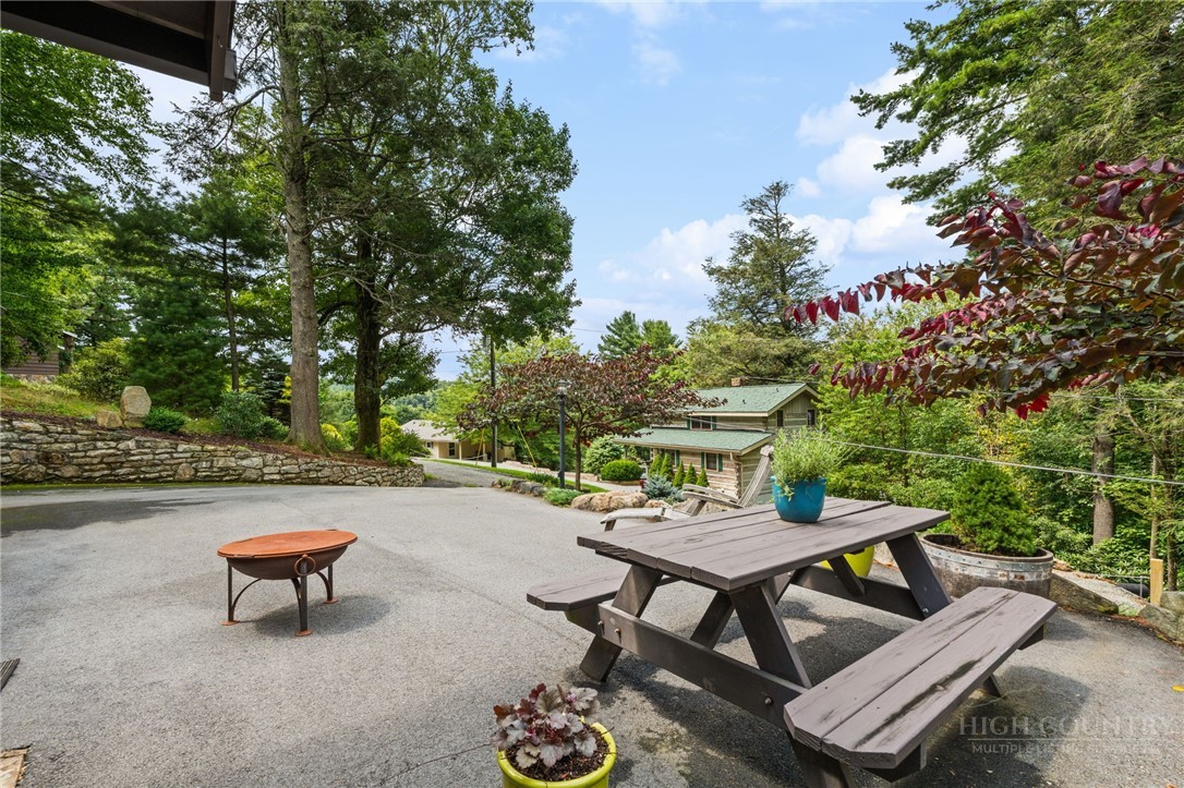 168 Mountain View Drive